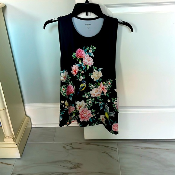 Johnny Was Birdie active swing Tank size medium  - Picture 1 of 3